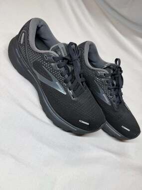Brooks Ghost 14 Women's Running Shoes Black Size 7.5 Narrow (2A)